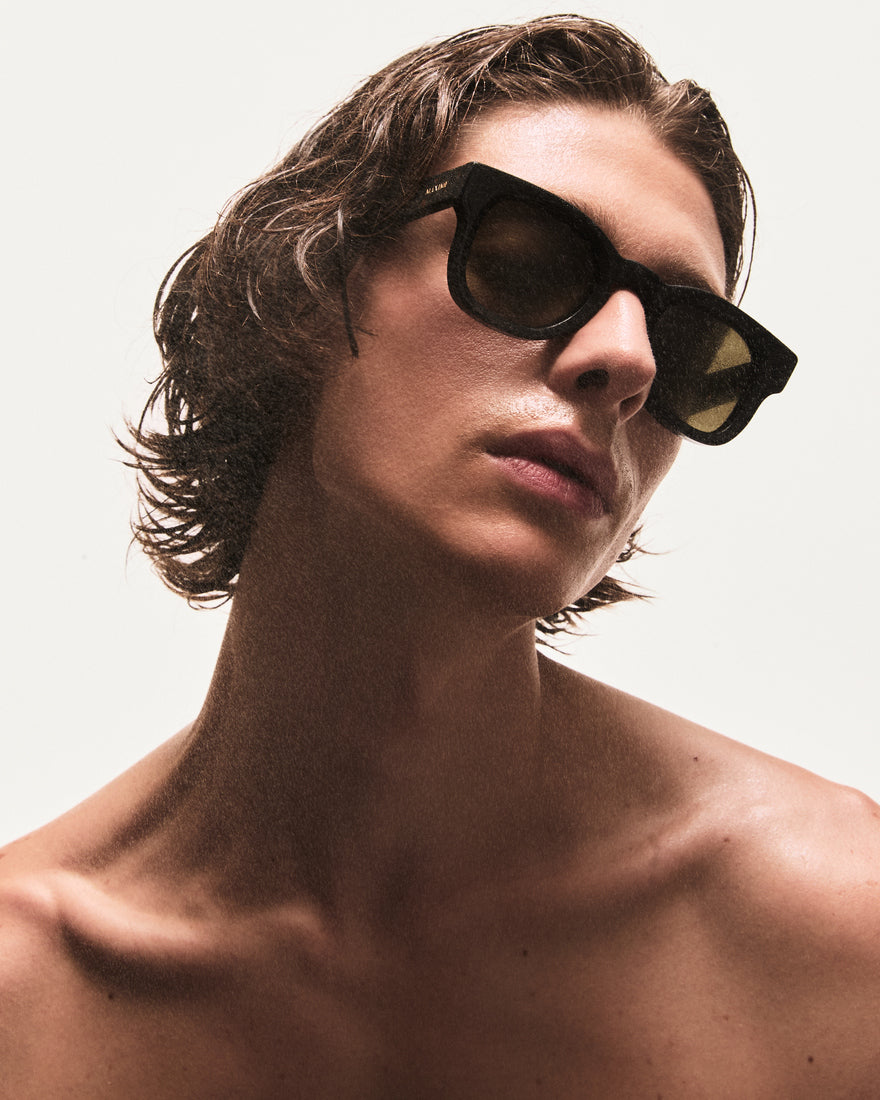 Óculos L'optique 2.0 Preto c/ Lente Verde