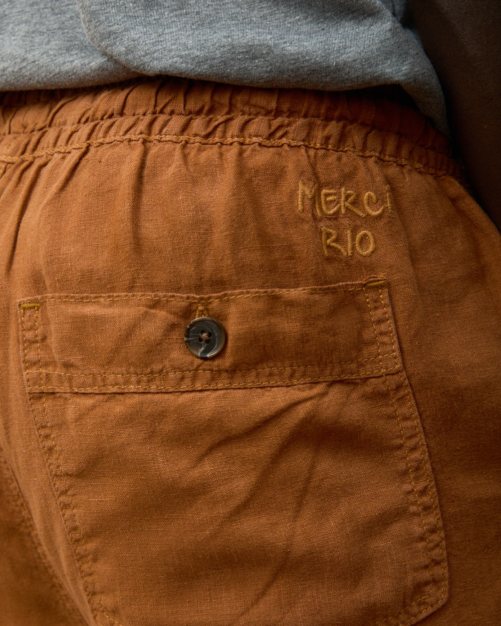 Calça Puro Linho Stone Wash Relax Brown