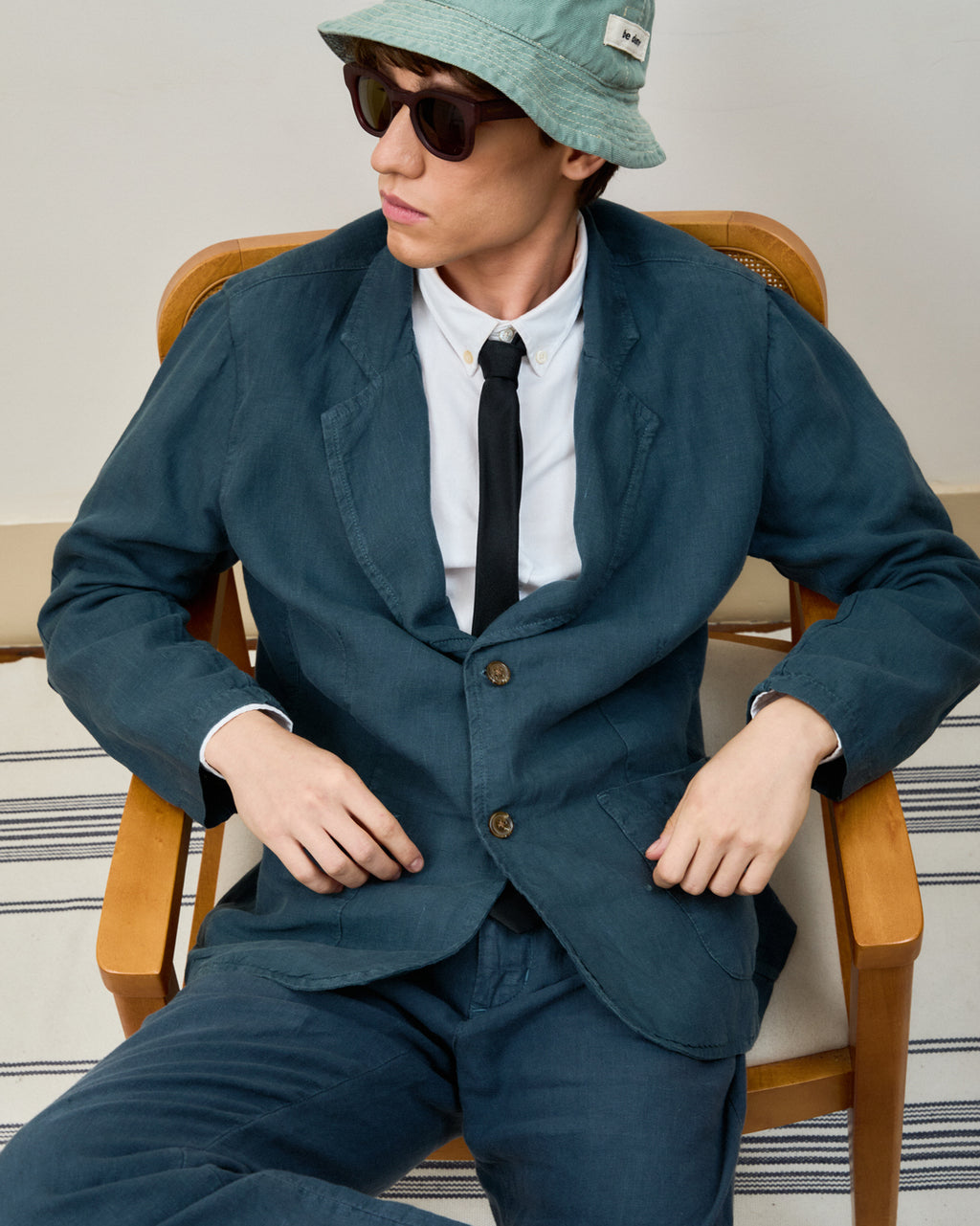O Blazer Puro Linho Stone Wash Navy