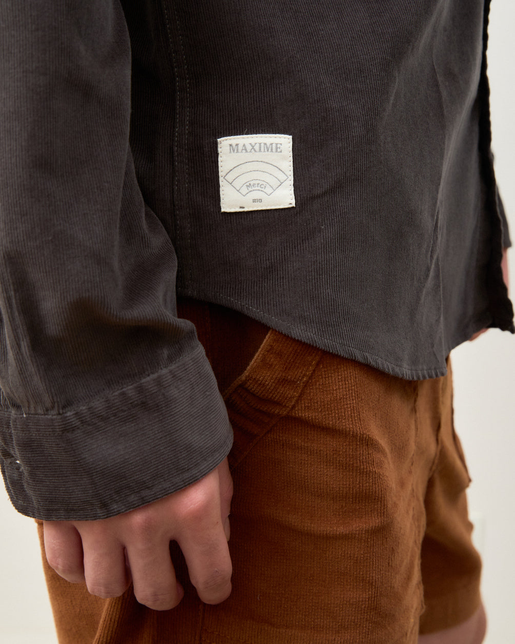 Camisa Corduroy Classic Grey Manga Longa