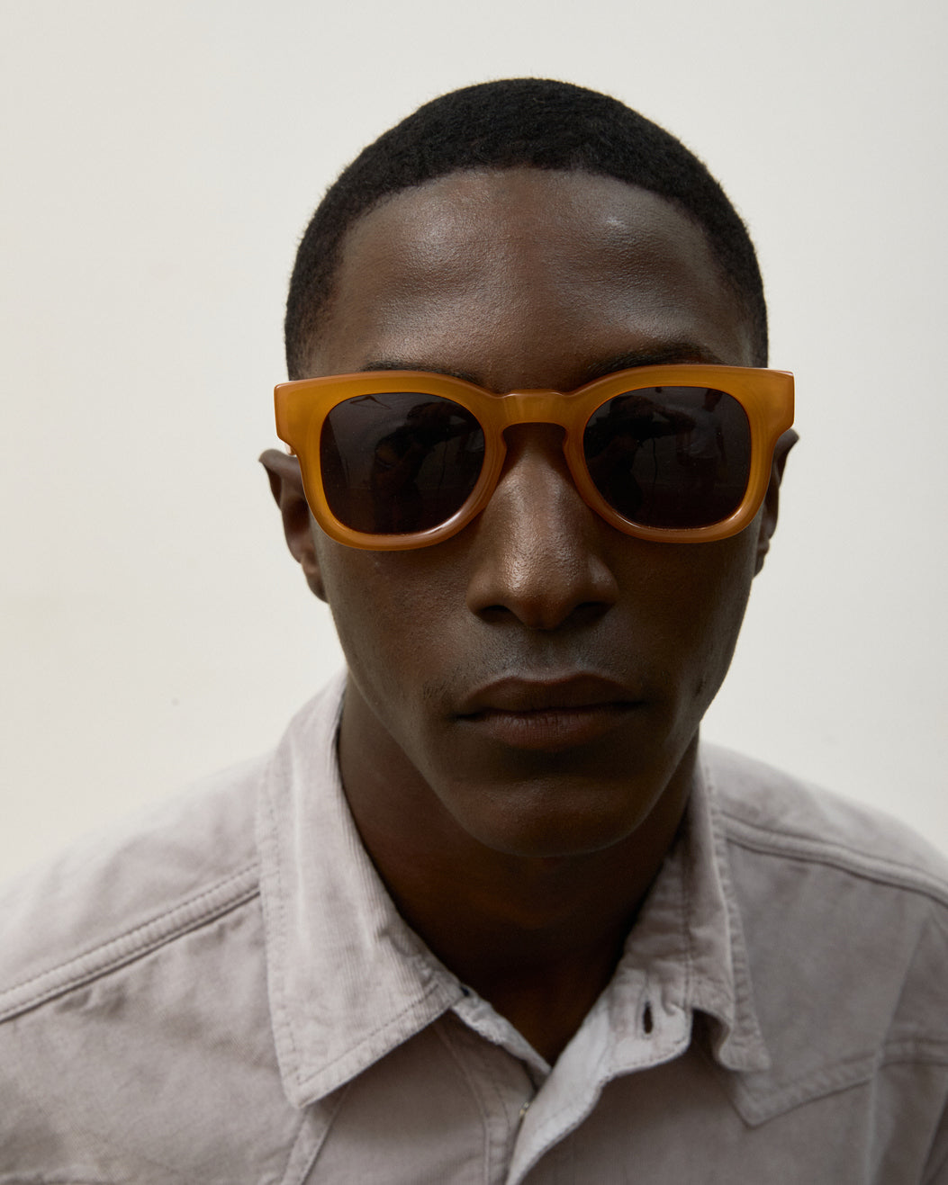 Óculos L'optique 2.0 Blond c/ Lente Cinza