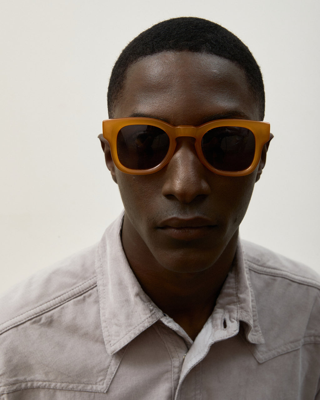 Óculos L'optique 2.0 Blond c/ Lente Cinza