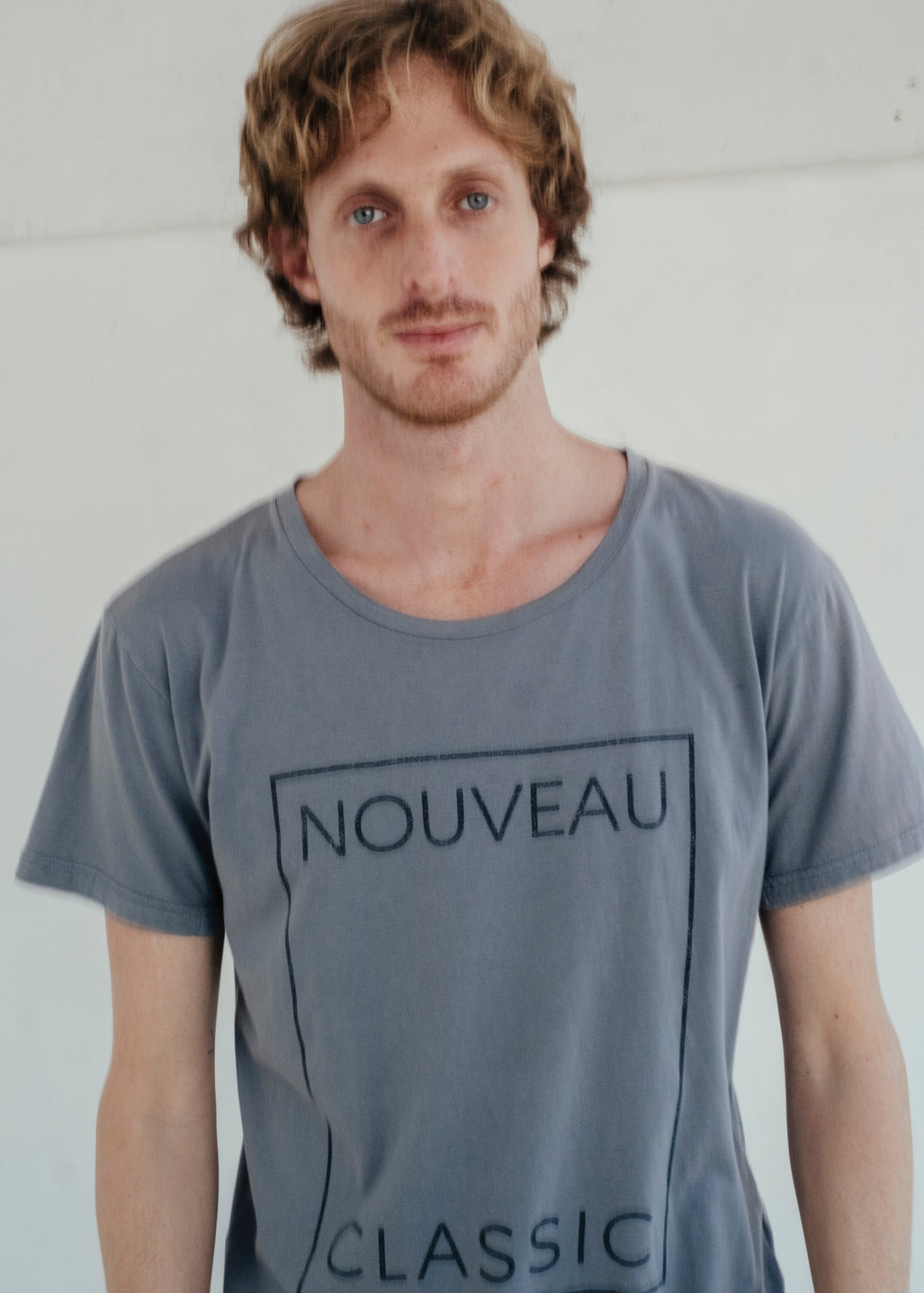 T-Shirt Le Stone Nouveau Classic Cinza