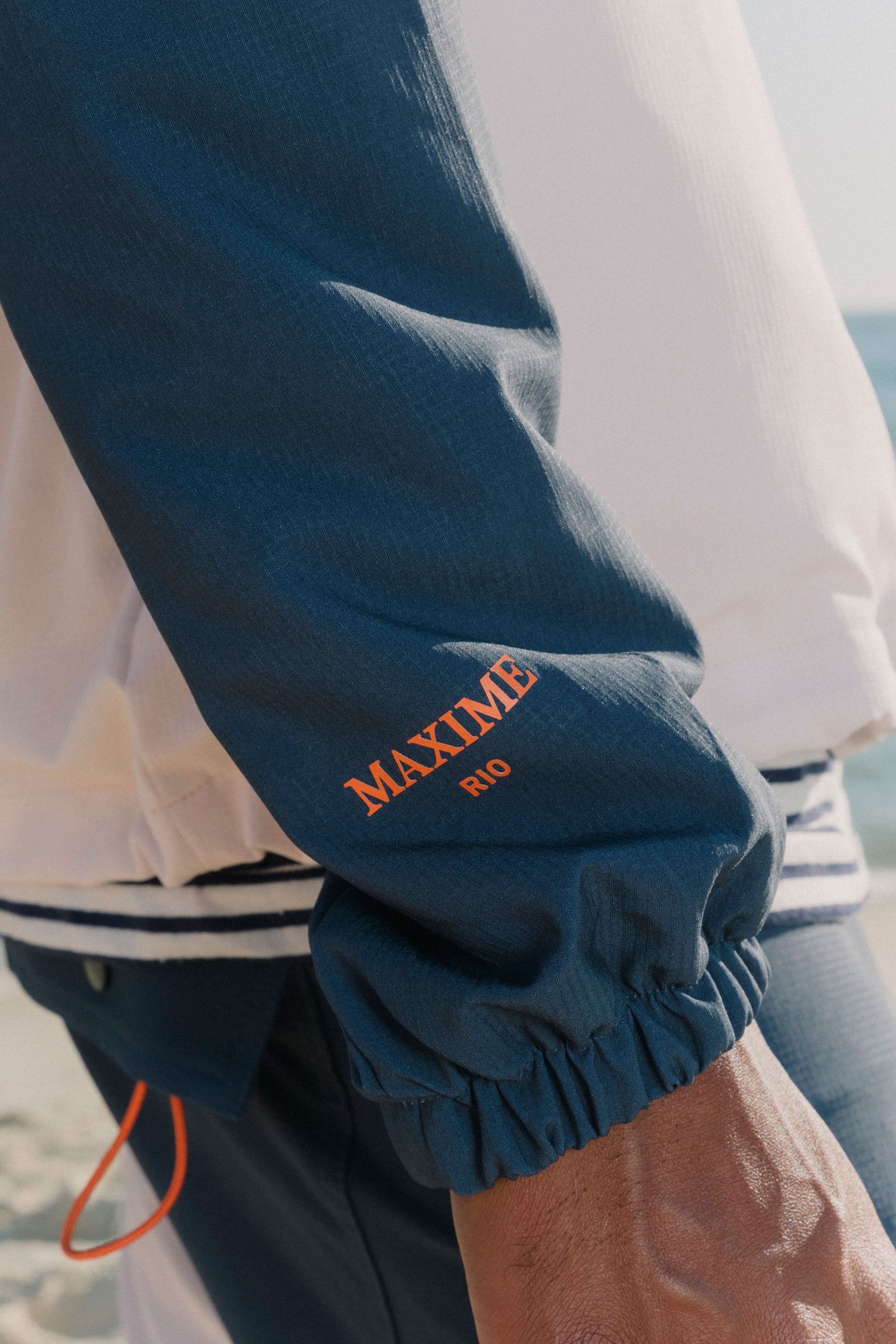 Jaqueta Windbreaker High Tide Navy Creme